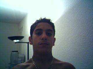 GENRE LE BO GOSS KI TAPE LA POSE